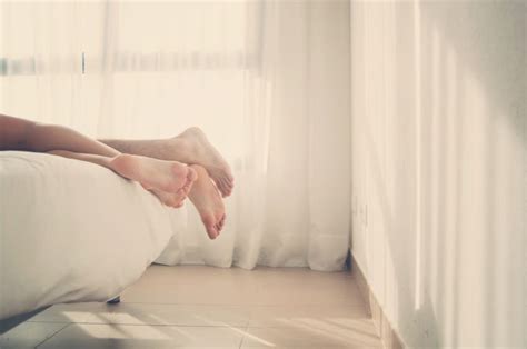 5 reasons you should have more morning sex according to a relationship