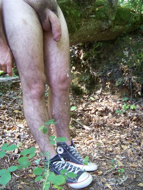 photo hung male naturists page 10 lpsg