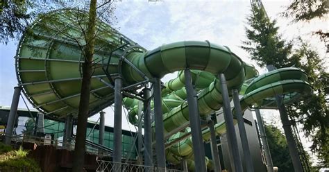 colossal water  opens  center parcs  longleat forest bath chronicle