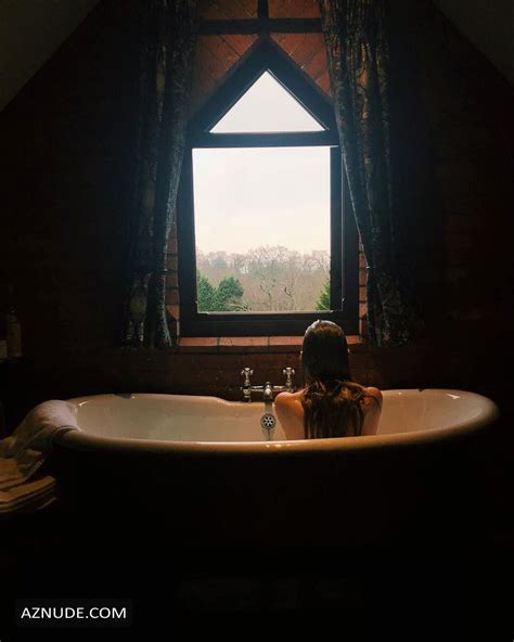 Diana Vickers Slightly Nude Sexy Photos From Instagram Aznude