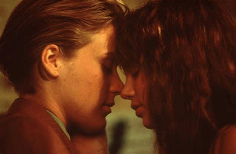 the 30 greatest lesbian scenes in movies gallery ebaum