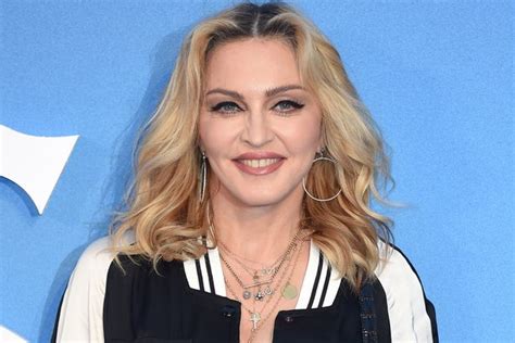 madonna promises to give oral sex to hillary clinton