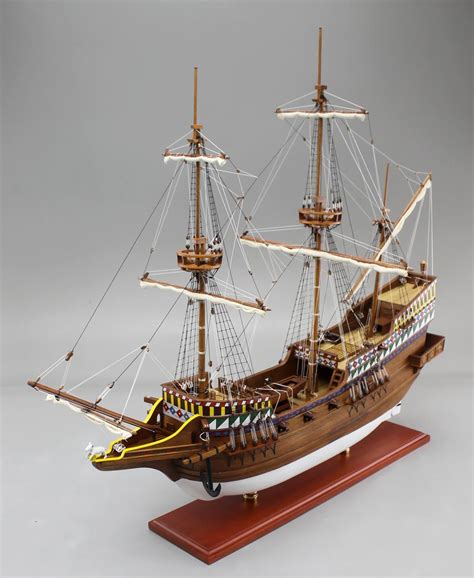 sd model makers tall ship models golden hind models