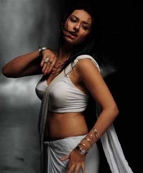 Isha Chawla Actress Hot Wallpapers Image Juri