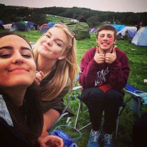 harry lewis wroetoshaw height weight agegirlfriend family facts