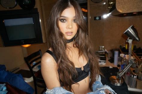 Hailee Steinfeld Sexy The Fappening
