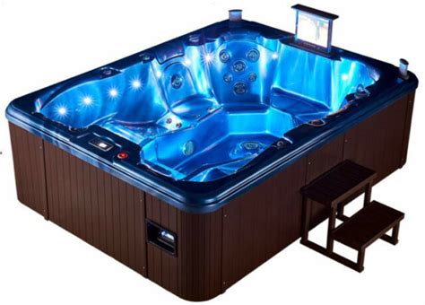 Extended Length Double Lounger 7 Person Outdoor Hot Tub
