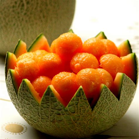sweetvegetablefactory [the meat melons 2 l 2 hokkaido furano of red jade] [] [the mid year