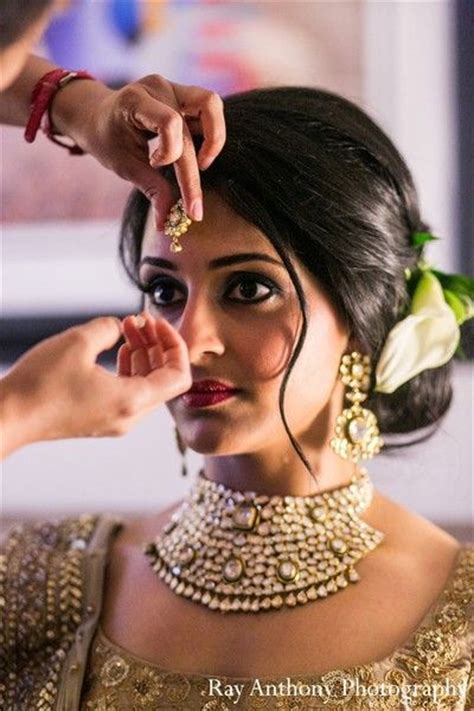 gorgeous indian wedding hairstyle ideas