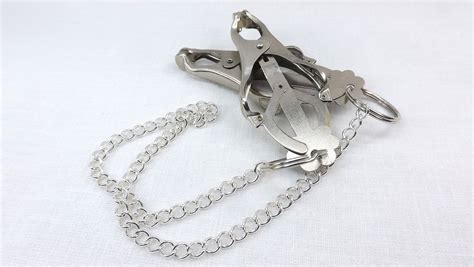 butterfly clamp with chain nipple clamps body clamps