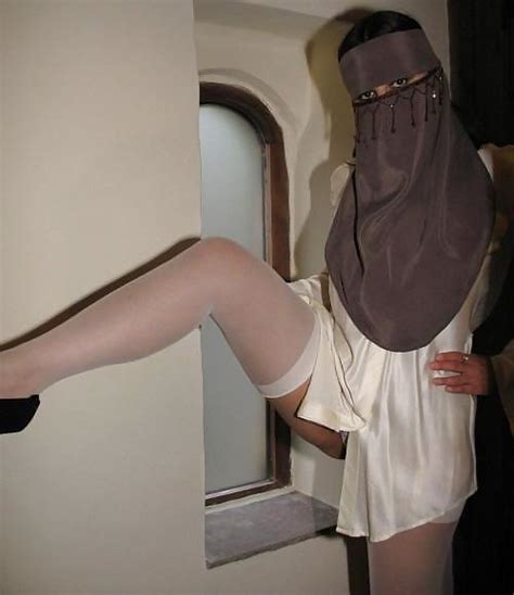 realarab muslim hijab sex arab slut 9hab karba turban 3 pics xhamster