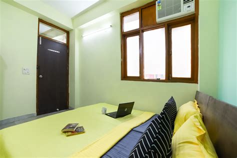 pg  laxmi nagar metro delhi rent privateshared rooms  pg price