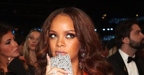 Rihanna Diamond Flask Caught Drinking During Grammys