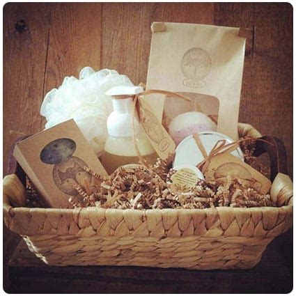 spa gift baskets  pampering  relaxation dodo burd