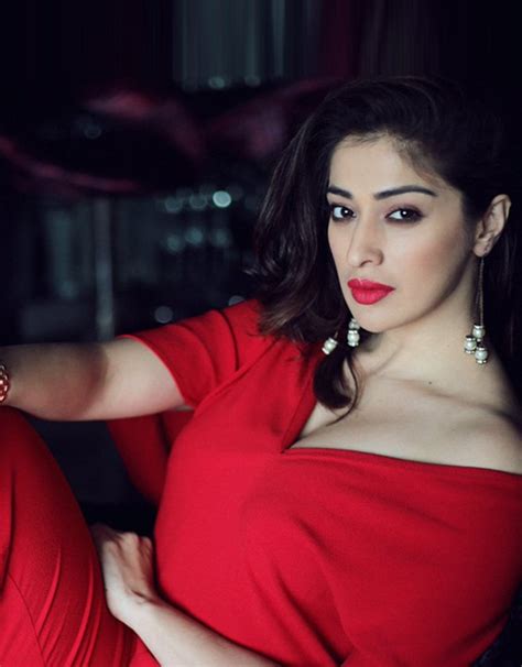 raai laxmi hot full hd pictures wallpapers and photos