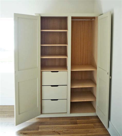 wardrobes mull  kintyre dunham fitted furniture