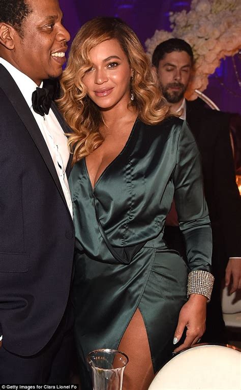 Jay Z And Very Busty Beyonce Attend Rihanna S Diamond Ball