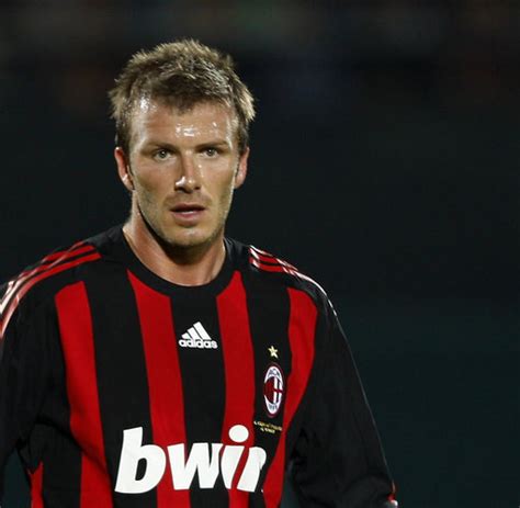 Soccer David Beckham Makes Ac Milan Debut Welt