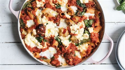 Pasta Bake With Spinach Ricotta And Tomato Sauce Abc Life