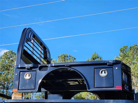cm truck beds  drw gooseneck hauler flatbed dual rear wheel   long   wide fits