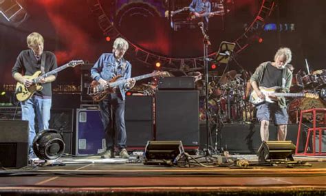 Grateful Dead Return For Last Show We Re Not A Cover Band We Are The
