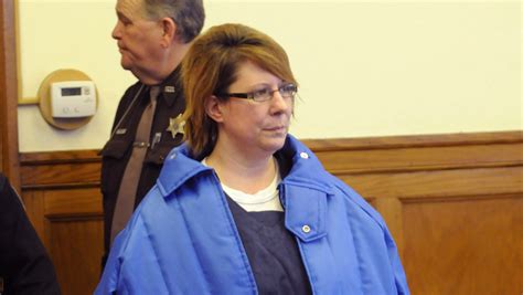 woman who faked cancer sentenced to 1 year term