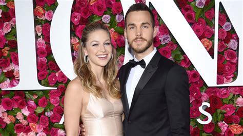 Melissa Benoist And Chris Wood Married Supergirl Co Stars Tie The Knot