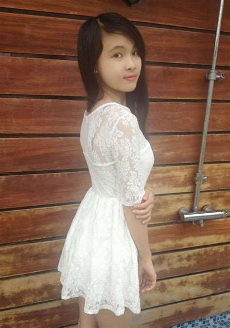 enjoy the blossoming body of a vietnamese teen girl the