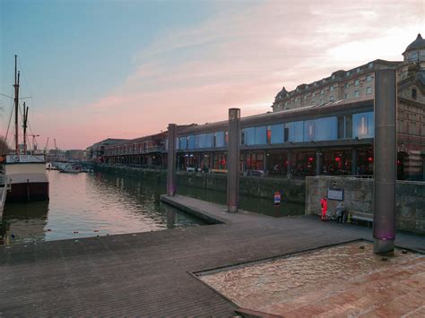 bristol harbourside restaurants attractions hotels