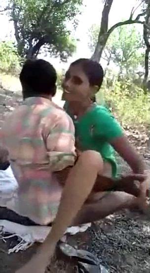 desi village girl fucked outdoor by her lover desi mms indian mms indian sex video indian porn