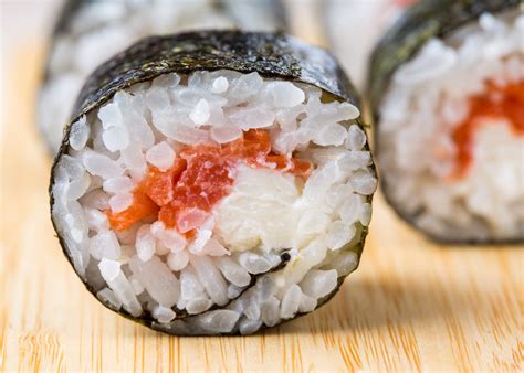 philadelphia roll sushi day