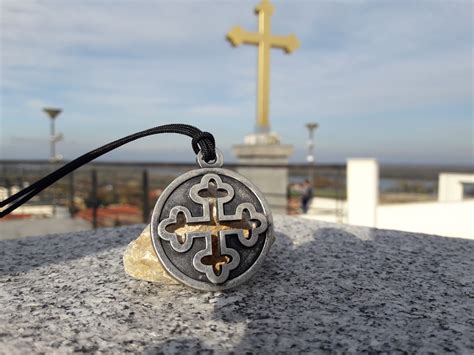 pravoslavni krst ogrlicaunikatni srpski crkveni krst kupindocom