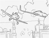Planes Coloring Pages Disney Printable Dusty Movie Crophopper Plane Rochelle Ishani Colouring Print Airplane Flies Color Kids Boeing Sheet Drawing sketch template