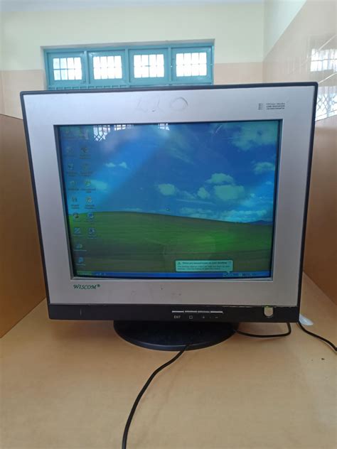 school    monitor  ancient spec   join  pcmasterace