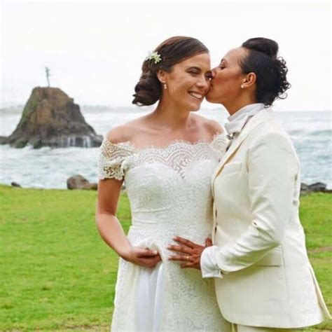 The World S First Lesbian Bridal Magazine Has Launched And