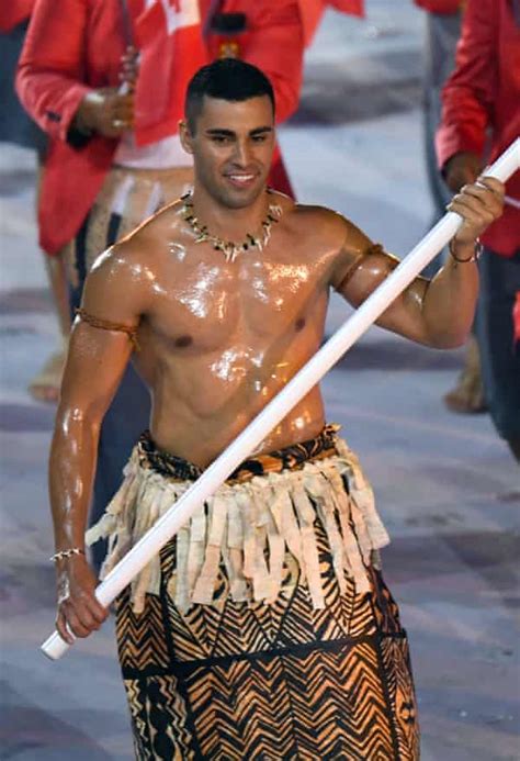 The Incredible Story Of Pita Taufatofua Tonga S Shirtless Olympic Flag