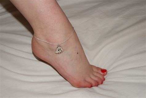 Sexy Premium Queen Of Spades Anklet Ankle Chain Jewellery Cuckold Bbc