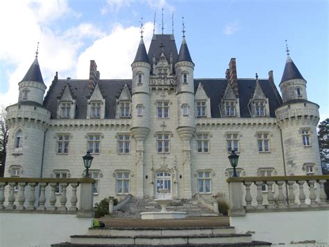 french castle  sale chateau  france