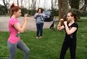 women girls female fist fights photos et galeries