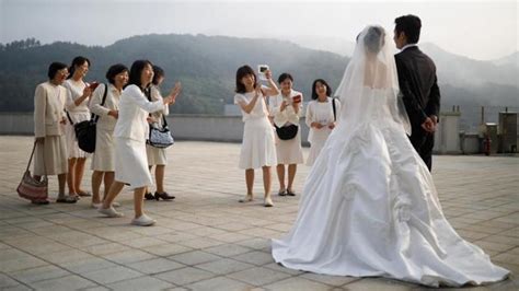 photos 24 000 south korean couples attend a mass wedding in gapyeong