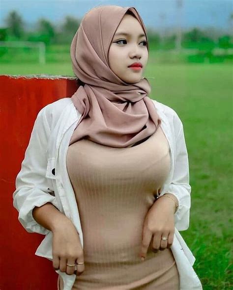 kumpulan foto hijabers ketat padat part    hijab chic wanita berlekuk model pakaian hijab