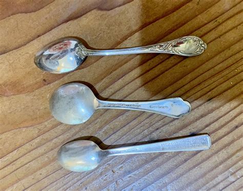 vintage small spoons set   baby gerber spoon demitasse spoons