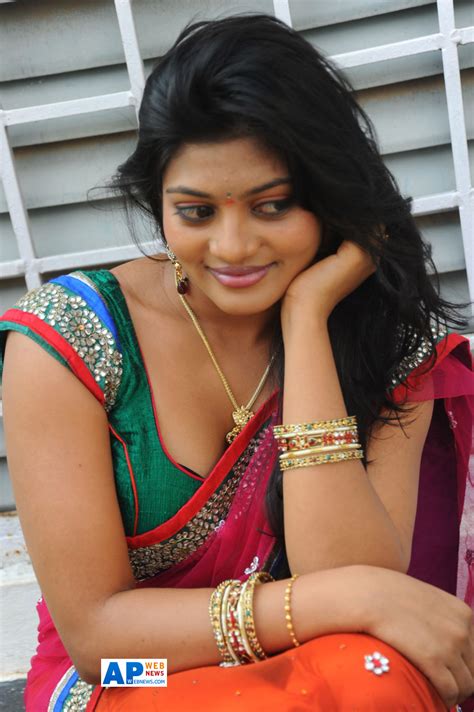 New Telugu Actress Soumya Hot Photo Stills Ap Web News