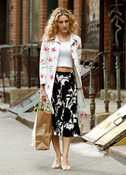 season four carrie bradshaw style on sex and the city popsugar