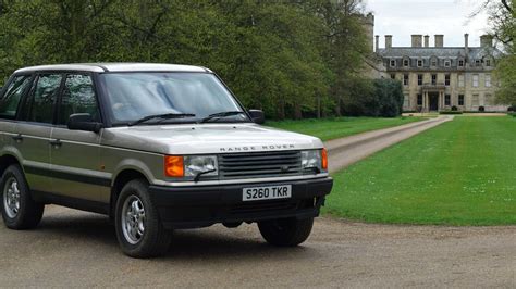 celebrating land rovers unloved range rover pa motorious