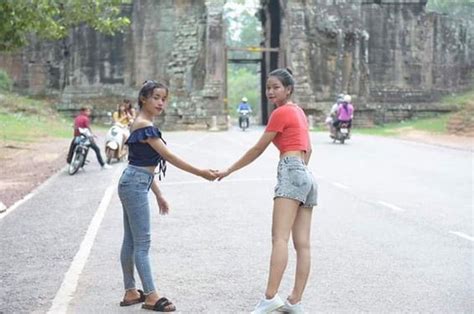Cute Lesbians Show Off Their Love On Social Media Page 2 Cambodia