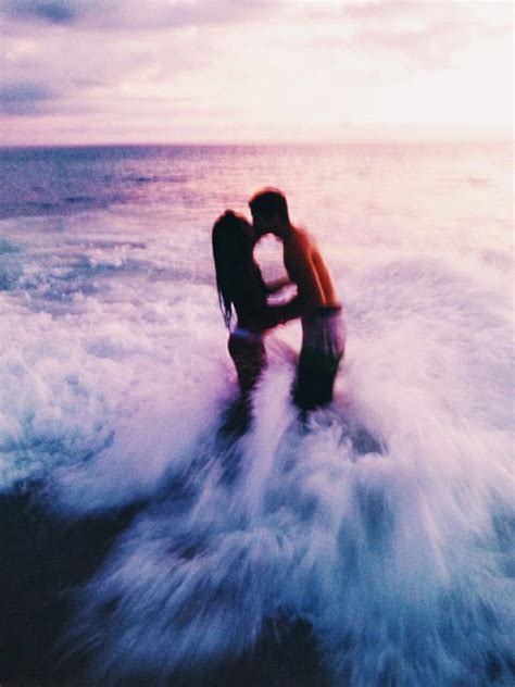 Couple Couples Hug Kiss Love Ocean Photo Sunset Wave Image