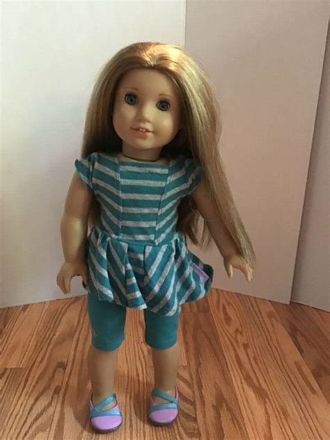 American Girl Mckenna Doll Of The Yr 2012 In Meet Outfit And Pjs