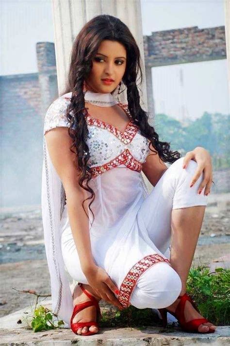 The Magic Of The Internet Most Beautiful Indian Actress Beautiful