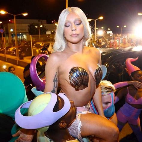 Naked Lady Gaga Added 07 19 2016 By Bot